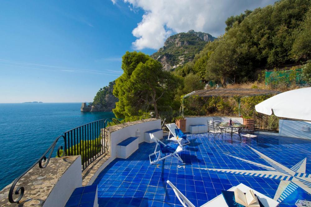 Villa Torre Trasita Luxury Suites Positano Exterior photo
